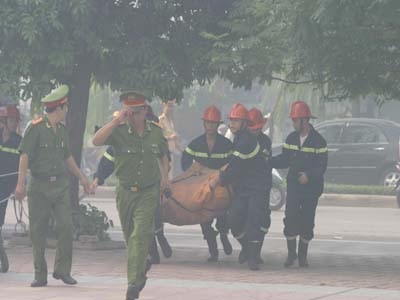 Diễn tập chữa cháy tại tòa nhà cao nhất Hà Nội - 3