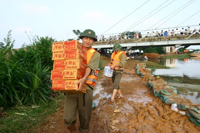 Đê điều “nín thở” - 1 Đê điều “nín thở” - 1