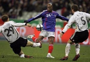 Hơn cả trận đấu giao hữu! - 1