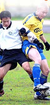 Toni Lê Hoàng: "Tôi đang là cầu thủ tự do" - 2 Toni Lê Hoàng: "Tôi đang là cầu thủ tự do" - 2