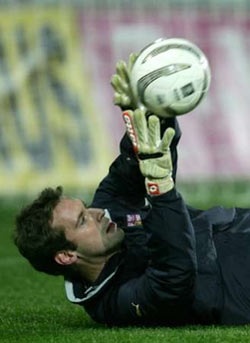 Những cái nhất của vòng 14 - 2