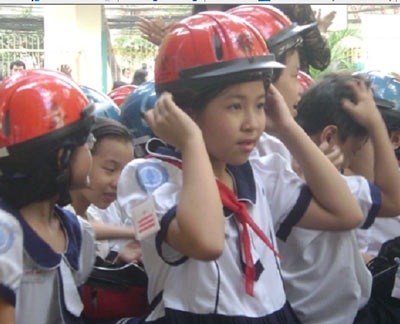 Mũ bảo hiểm gây chấn thương cổ cho trẻ em khi xảy ra tai nạn? - 1 Mũ bảo hiểm gây chấn thương cổ cho trẻ em khi xảy ra tai nạn? - 1