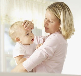 Sốt ở trẻ em: Khi nào là nguy hiểm? - 1 Sốt ở trẻ em: Khi nào là nguy hiểm? - 1