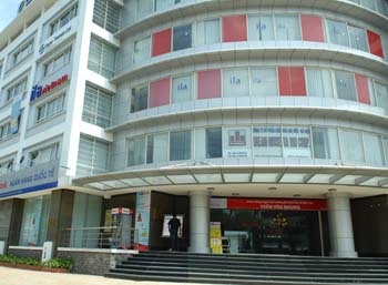 Thứ trưởng Bộ GD-ĐT Trần Văn Nhung thăm Viện Ngôn ngữ quốc tế ILA Vietnam - 1 Thứ trưởng Bộ GD-ĐT Trần Văn Nhung thăm Viện Ngôn ngữ quốc tế ILA Vietnam - 1