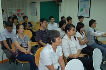 Khai giảng Khóa dự bị ĐH Quốc tế lần thứ 2 tại Language Link Việt Nam - 1 Khai giảng Khóa dự bị ĐH Quốc tế lần thứ 2 tại Language Link Việt Nam - 1