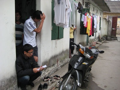 Sinh viên lại “chóng mặt” vì giá nhà trọ - 1