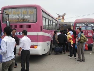 Bi hài xe “hành” khách nghỉ Quốc giỗ - 2 Bi hài xe “hành” khách nghỉ Quốc giỗ - 2