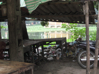 Xây chợ tiền tỷ cho con nghiện "họp" - 4