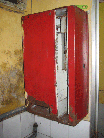 Mất tiền “oan” vì không biết… máy “hỏng”! - 1 Mất tiền “oan” vì không biết… máy “hỏng”! - 1