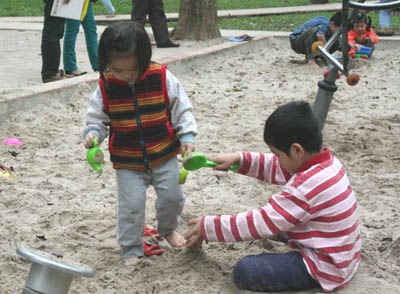 Hà Nội vắng lặng ngày nghỉ bù - 2