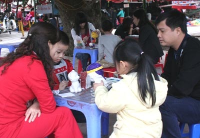 Hà Nội vắng lặng ngày nghỉ bù - 5