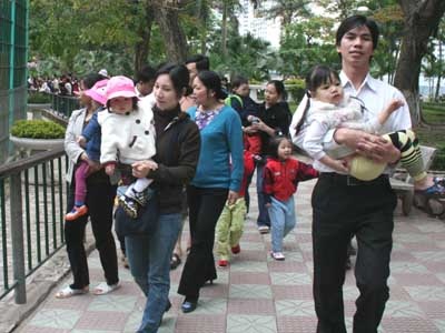 Hà Nội vắng lặng ngày nghỉ bù - 3