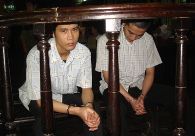 Y án chung thân với sinh viên hạ sát ca sĩ "Sao Mai điểm hẹn" - 1 Y án chung thân với sinh viên hạ sát ca sĩ "Sao Mai điểm hẹn" - 1