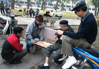 Hà Nội “bừng lên” trong nắng mới - 4