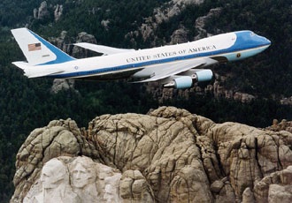 Bí mật về chuyên cơ của các nguyên thủ (1) - 1