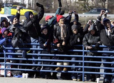 Chùm ảnh: Chuyến tàu lịch sử của Obama tới Washington - 13