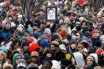 Chùm ảnh: Chuyến tàu lịch sử của Obama tới Washington - 14