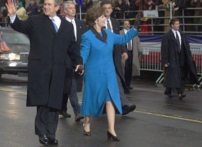 Chùm ảnh: Thời trang của các đệ nhất phu nhân trong ngày tổng thống nhậm chức - 11 Chùm ảnh: Thời trang của các đệ nhất phu nhân trong ngày tổng thống nhậm chức - 11