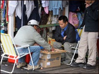 Séc xem xét hỗ trợ lao động Việt Nam thất nghiệp hồi hương - 1 Séc xem xét hỗ trợ lao động Việt Nam thất nghiệp hồi hương - 1