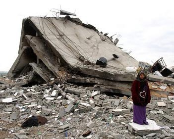 “Tàu chiến Israel bắn bị thương 2 người Gaza” - 1
