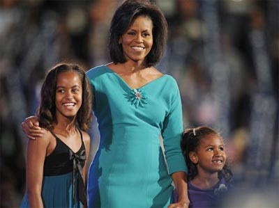 Nước Mỹ “sốt ruột” vì váy của Michelle Obama - 1