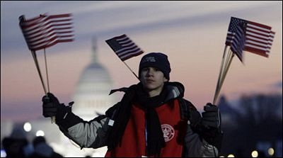 Dân Mỹ háo hức trước “giờ G” - 4