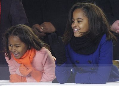 Hai cô chủ nhỏ xinh tươi trong lễ nhậm chức của Obama - 14 Hai cô chủ nhỏ xinh tươi trong lễ nhậm chức của Obama - 14