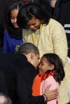 Hai cô chủ nhỏ xinh tươi trong lễ nhậm chức của Obama - 13 Hai cô chủ nhỏ xinh tươi trong lễ nhậm chức của Obama - 13