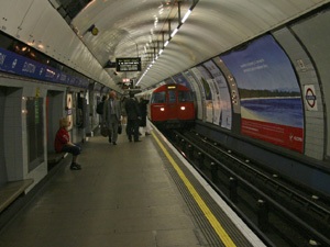 Sinh con tại nhà ga - 1