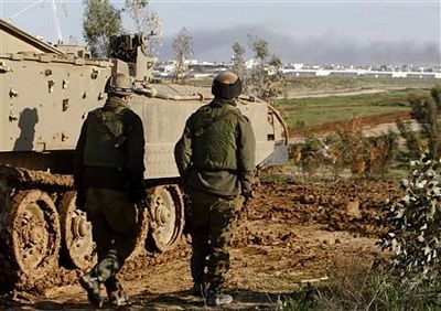 Chùm ảnh: Israel tấn công trên bộ vào dải Gaza  - 4