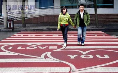 “Thảm đỏ” tình yêu lãng mạn nhất thế giới - 1 “Thảm đỏ” tình yêu lãng mạn nhất thế giới - 1