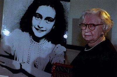 Chùm tin vắn qua ảnh - 2