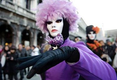 Chùm ảnh: Rực rỡ lễ hội hoá trang Venice - 11