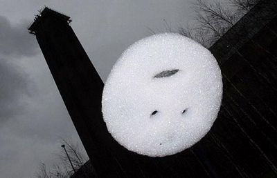 Đám mây hình mặt cười trên bầu trời London - 4