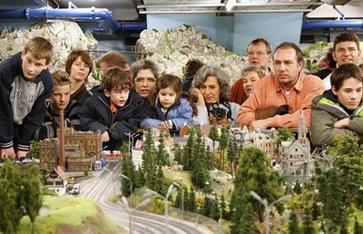 Chùm ảnh: Mô hình đường tàu lớn nhất thế giới - 11