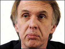 Ngoại trưởng Ukraine bị cách chức - 1