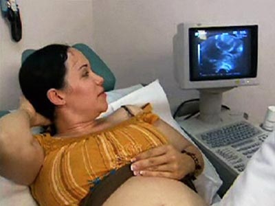 Đấu giá video ca sinh 8 của bà mẹ Mỹ  - 1