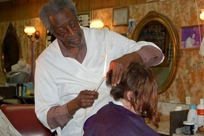 Video: Cắt tóc bằng... lửa - 5