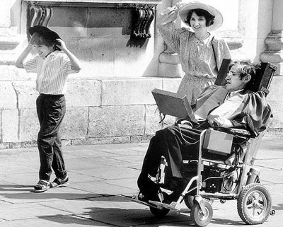 Chùm ảnh: Cuộc đời nhà vật lý thiên tài Stephen Hawking - 4