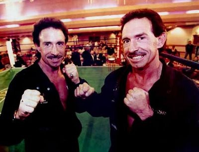 10 cặp song sinh kỳ lạ nhất thế giới - 2