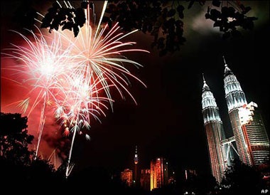 Chùm ảnh thế giới tưng bừng đón năm mới - 2 Chùm ảnh thế giới tưng bừng đón năm mới - 2