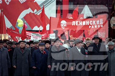 Chùm ảnh: Kỷ niệm 90 năm Cách Mạng Tháng 10 Nga - 12