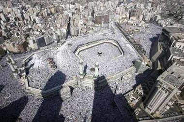 Chùm ảnh: Dòng người cuồn cuộn đổ về Mecca - 3 Chùm ảnh: Dòng người cuồn cuộn đổ về Mecca - 3