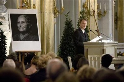 Chùm ảnh: Sôi động lễ trao giải thưởng Nobel 2007 - 12