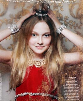 Những ngôi sao U21 có thu nhập cao nhất Hollywood - 4