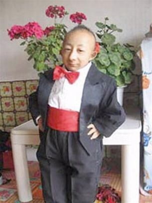 Gặp những người kỳ lạ trong sách kỷ lục Guinness (2) - 7