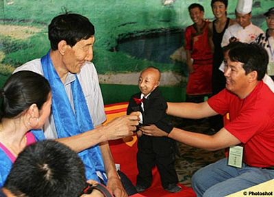 Gặp những người kỳ lạ trong sách kỷ lục Guinness (2) - 8