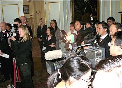 Chùm ảnh: Thủ tướng Nguyễn Tấn Dũng thăm Anh - 7 Chùm ảnh: Thủ tướng Nguyễn Tấn Dũng thăm Anh - 7