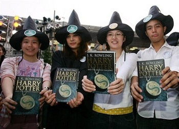 Chùm ảnh chứng nghiện Harry Potter bùng phát toàn cầu - 13 Chùm ảnh chứng nghiện Harry Potter bùng phát toàn cầu - 13