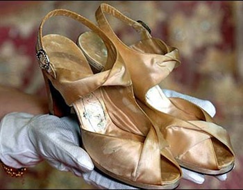 Triển lãm kỷ niệm đám cưới kim cương của Nữ hoàng Elizabeth - 7 Triển lãm kỷ niệm đám cưới kim cương của Nữ hoàng Elizabeth - 7